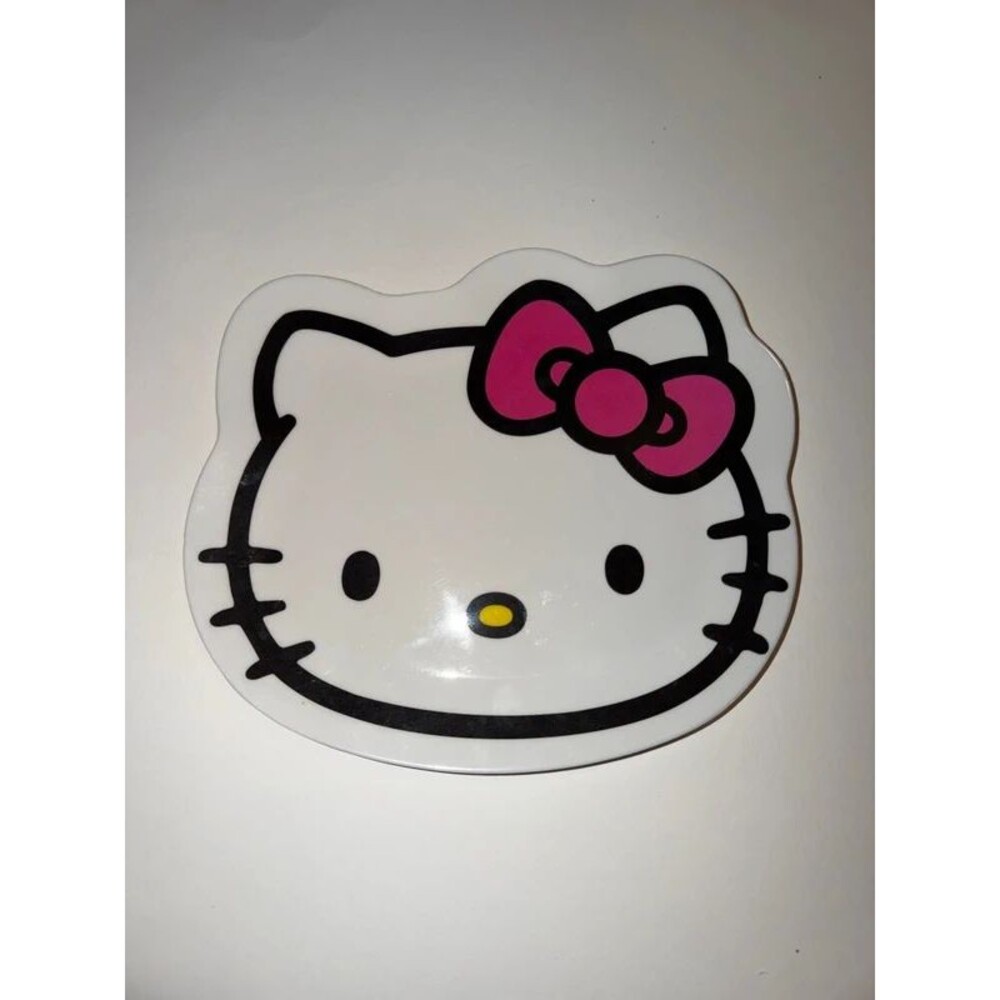 Hello kitty plate